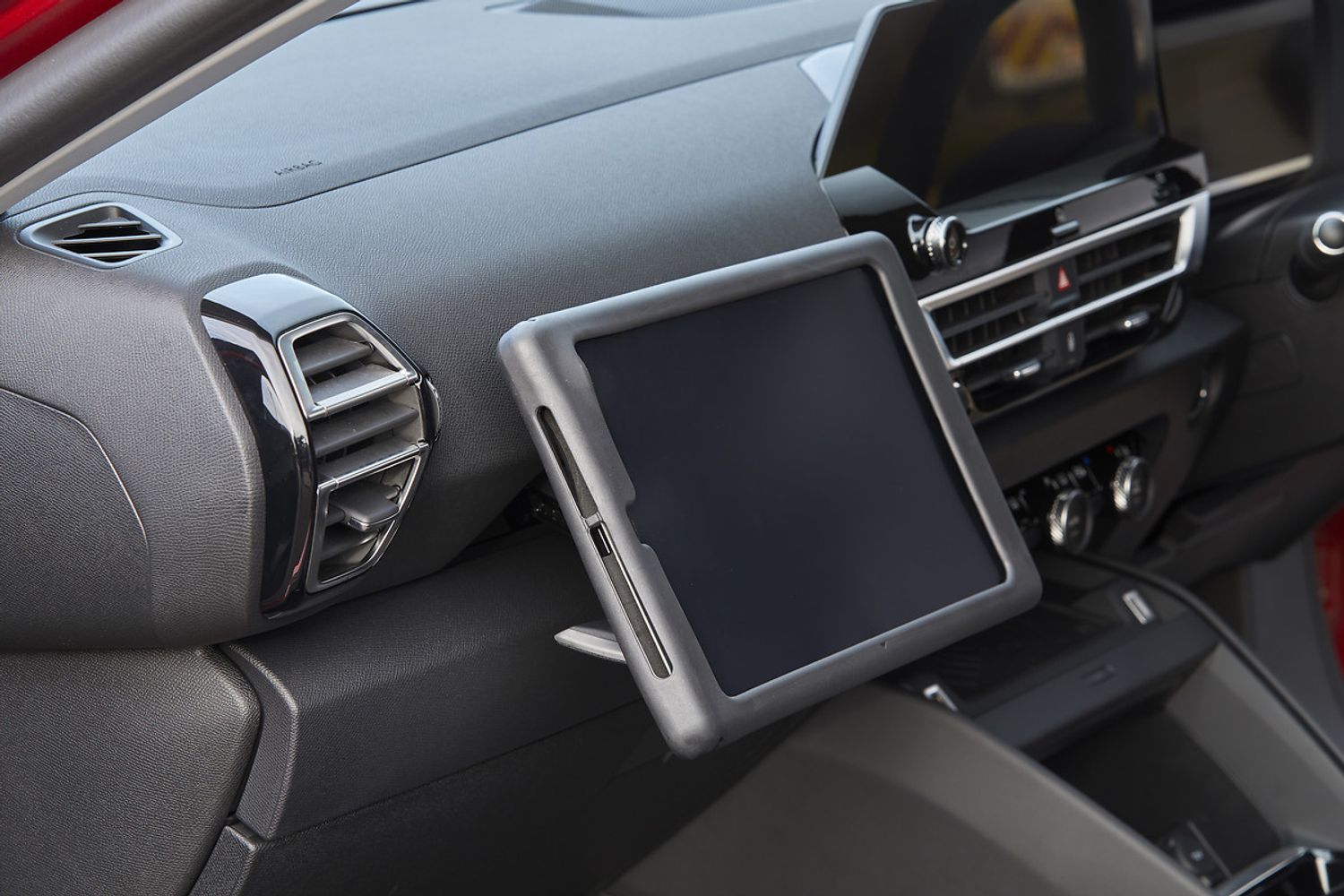 Citroen ec4 electric car interior ipad mount